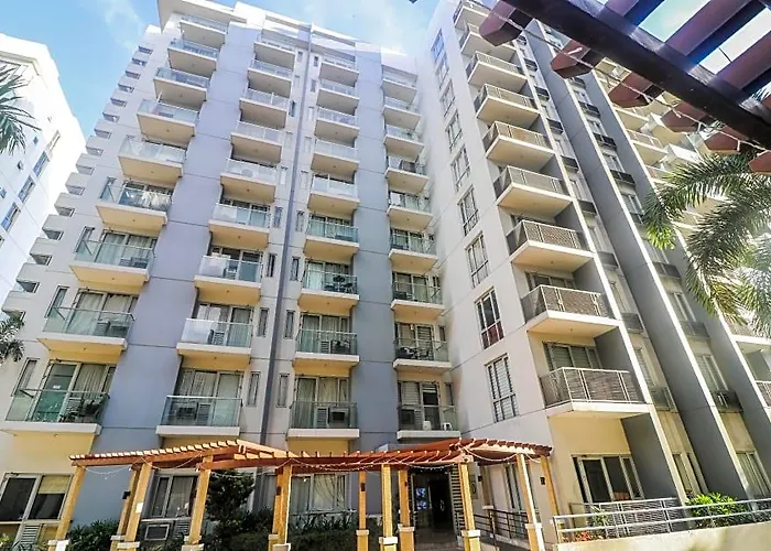 Prs @ One Palm Tree Near T3 Airport Hotel Manila