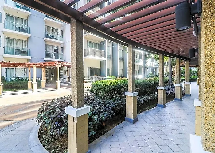 Prs @ One Palm Tree Near T3 Airport Hotel Manila